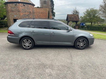 Used Volkswagen Golf 2010 for sale - 78219551: Photo