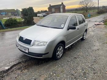 Used Skoda Fabia 2003 for sale - 77165728: Photo