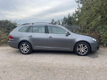 Used Volkswagen Golf 2013 for sale - 76314120: Photo