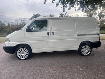 Used Volkswagen Transporter 2003 for sale - 75518062: Photo