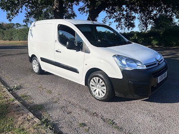 Used Citroen Berlingo 2019 for sale - 74900487: Photo
