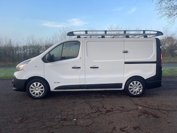 Used Renault Trafic 2017 for sale - 76951393: Photo