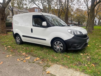 Used Fiat Doblo 2017 for sale - 76510290: Photo