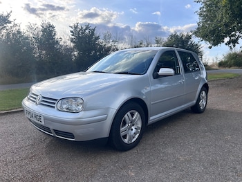 Used Volkswagen Golf 2004 for sale - 75834754: Photo