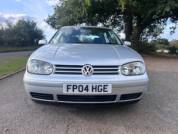 Used Volkswagen Golf 2004 for sale - 75834754: Photo