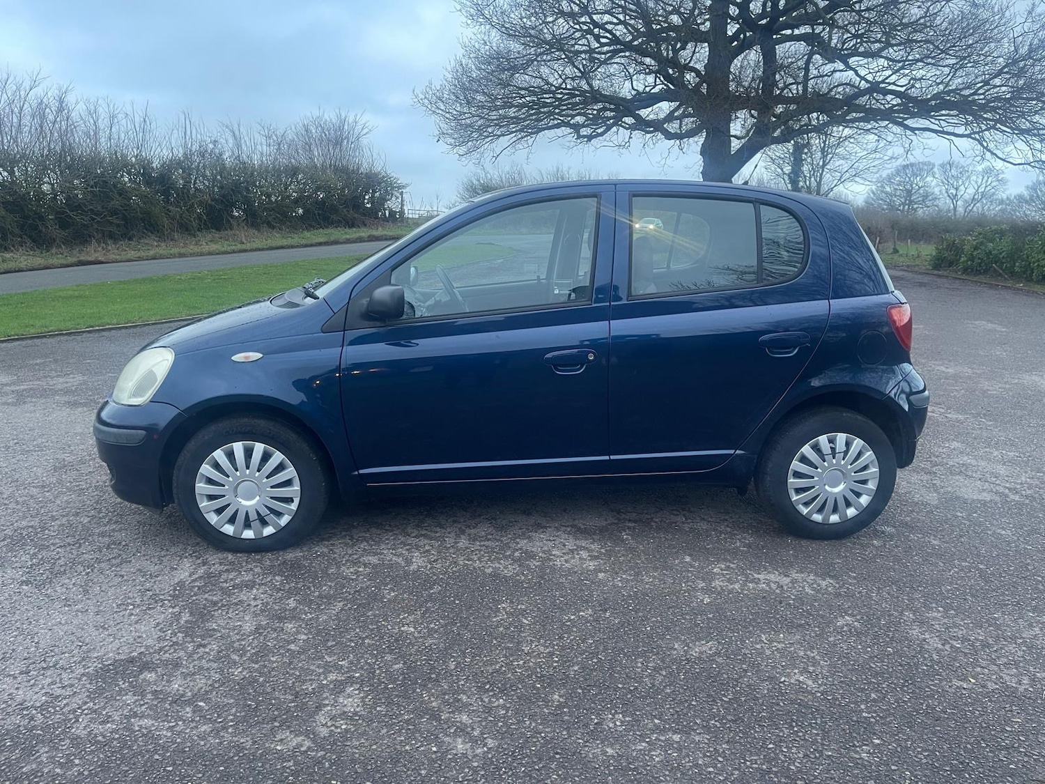 Used Toyota Yaris 2004 for sale - 77381318: Photo 3