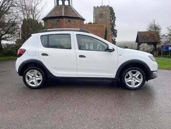 Used Dacia Sandero Stepway 2014 for sale - 77708966: Photo