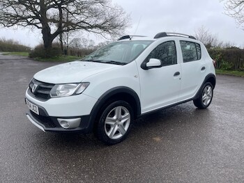 Used Dacia Sandero Stepway 2014 for sale - 77708966: Photo