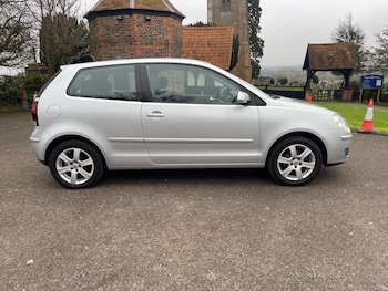 Used Volkswagen Polo 2009 for sale - 77020494: Photo