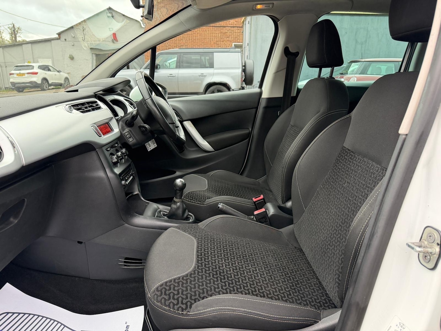 Used Citroen C3 2010 for sale - 76455149: Photo 20