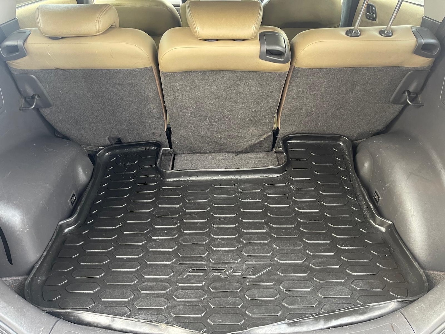 Used Honda FR-V 2007 for sale - 77301396: Photo 10