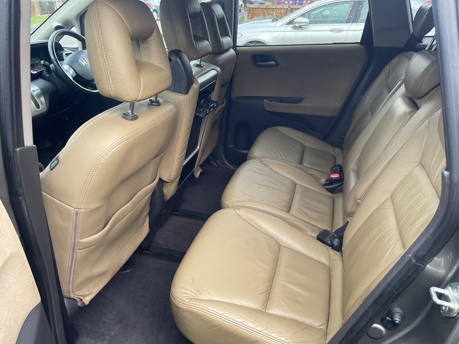 Used Honda FR-V 2007 for sale - 77301396: Photo 7