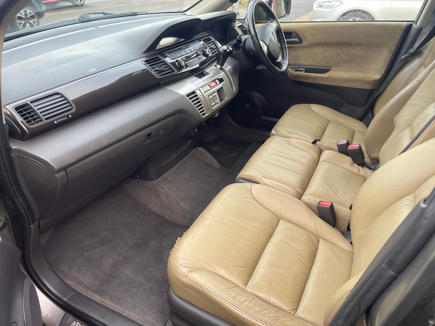 Used Honda FR-V 2007 for sale - 77301396: Photo 8