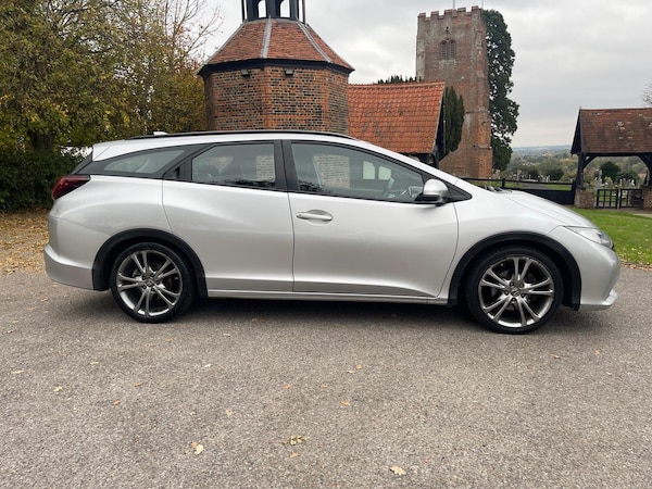 Used Honda Civic 2015 for sale - 76316655: Photo 3