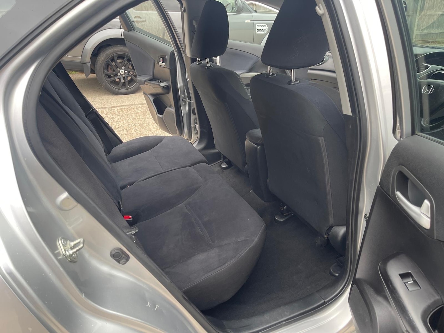 Used Honda Civic 2015 for sale - 76316655: Photo 8