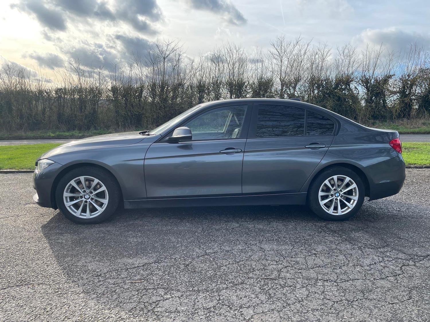 Used BMW 3 Series 2016 for sale - 77637001: Photo 4