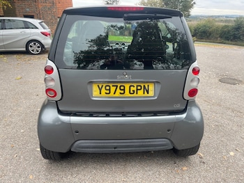 Used smart fortwo 2001 for sale - 76302501: Photo
