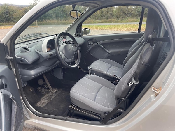 Used smart fortwo 2001 for sale - 76302501: Photo 9