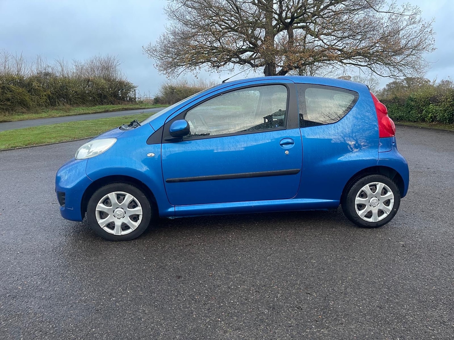 Used Peugeot 107 2010 for sale - 76741542: Photo 3