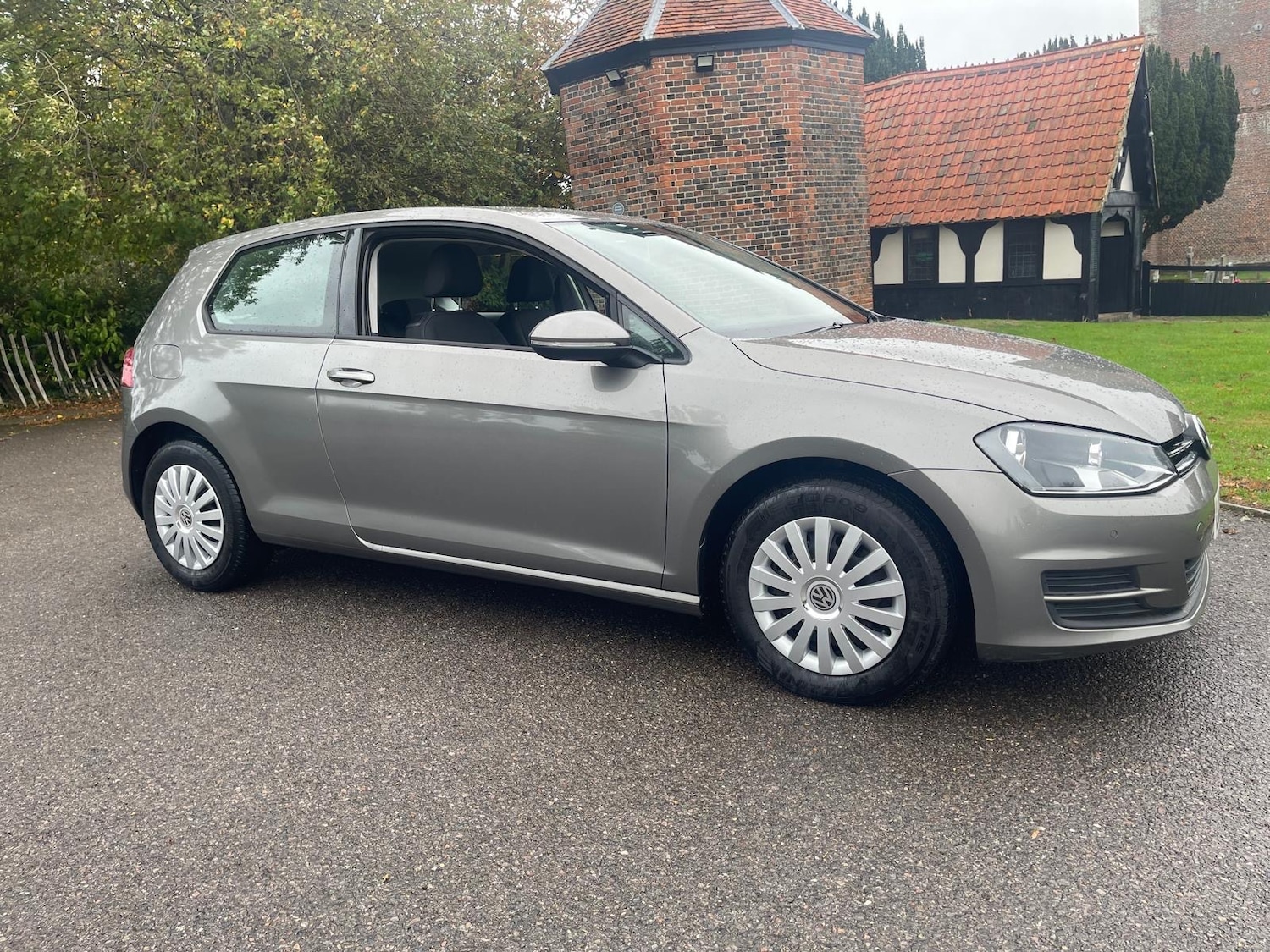 Used Volkswagen Golf 2013 for sale - 76159840: Photo 7