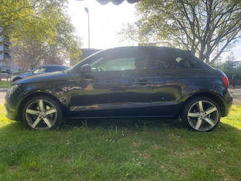 Used Audi A1 2011 for sale - 78346379: Photo