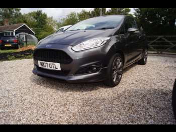 Used Ford Fiesta 2017 for sale - 74968769: Photo