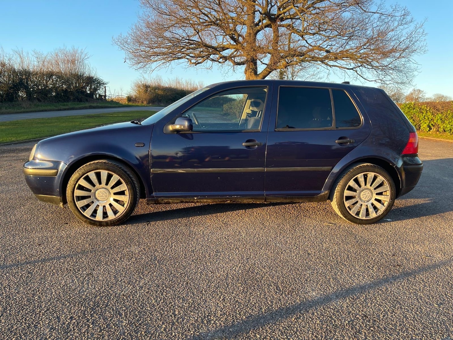 Used Volkswagen Golf 2002 for sale - 77100575: Photo 3