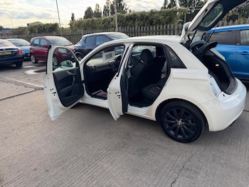 Used Audi A1 2013 for sale - 75975644: Photo