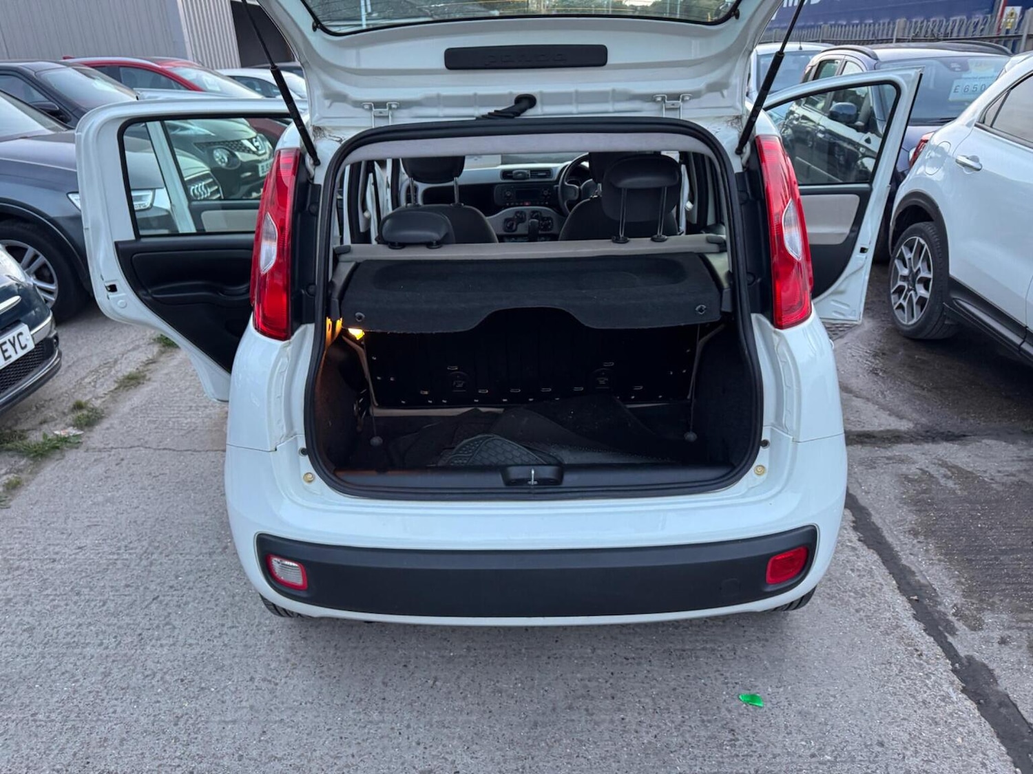 Used Fiat Panda 2014 for sale - 76482920: Photo 28