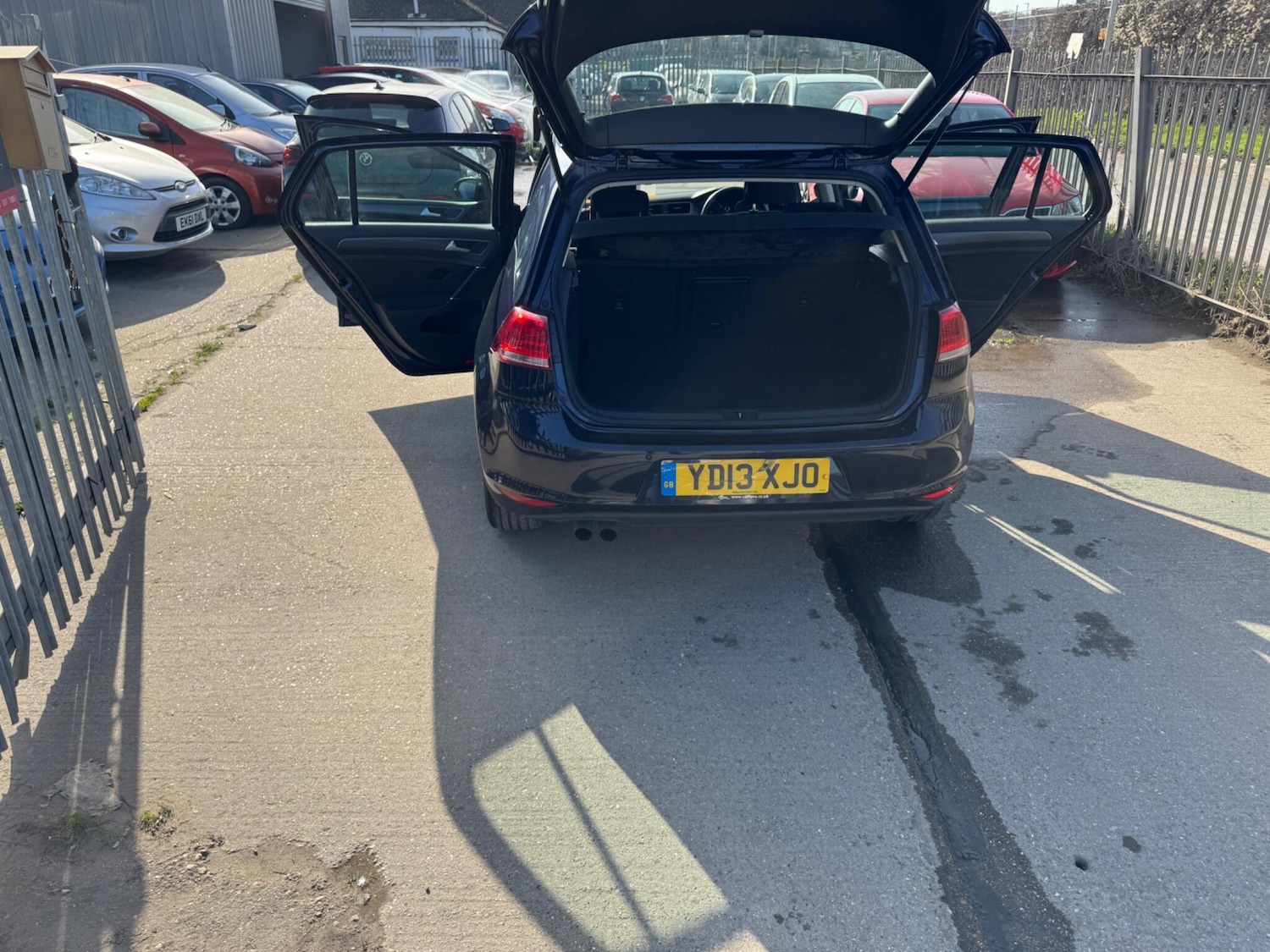 Used Volkswagen Golf 2013 for sale - 77768811: Photo 12