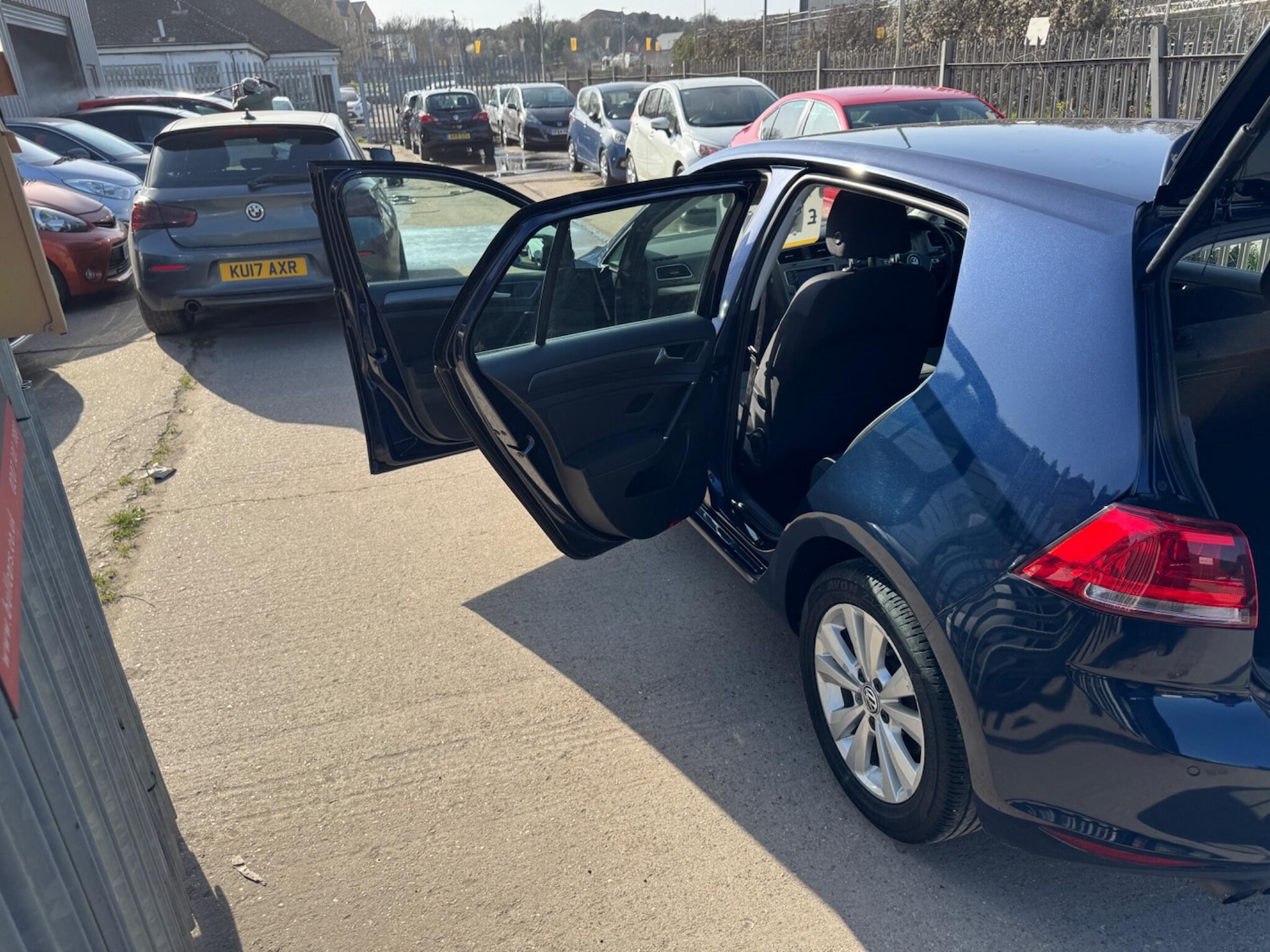 Used Volkswagen Golf 2013 for sale - 77768811: Photo 41