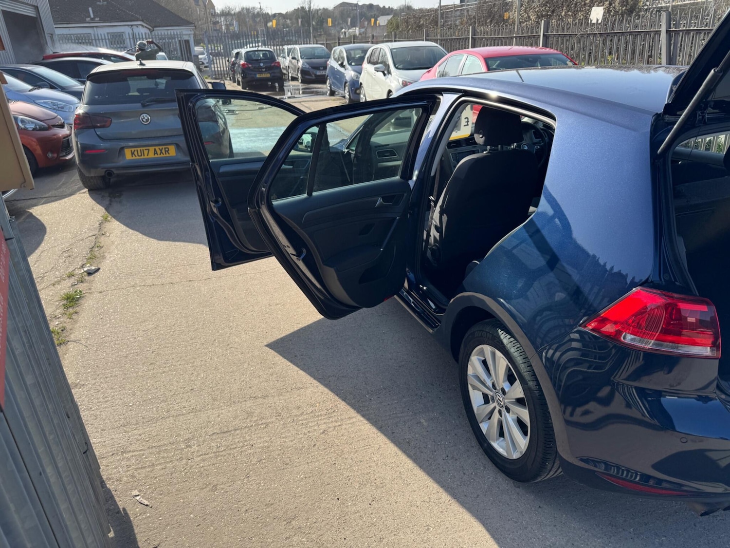 Used Volkswagen Golf 2013 for sale - 77768811: Photo 42