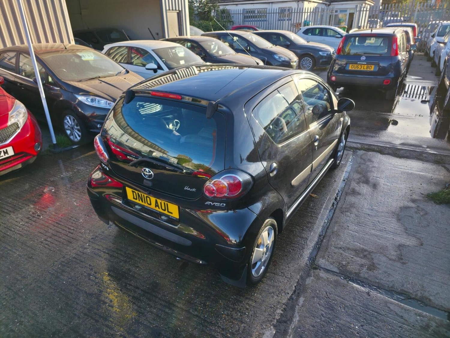 Used Toyota AYGO 2010 for sale - 76082579: Photo 15