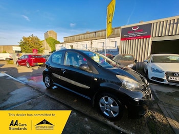 2010 - 1.0 VVT-i Black MultiMode Euro 4 5dr (AC)