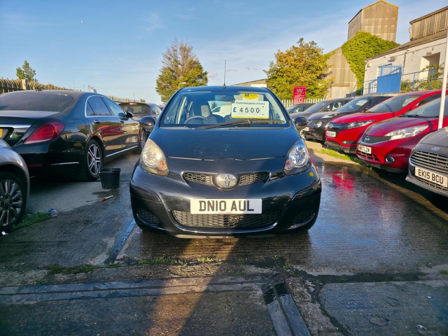 Used Toyota AYGO 2010 for sale - 76082579: Photo 2