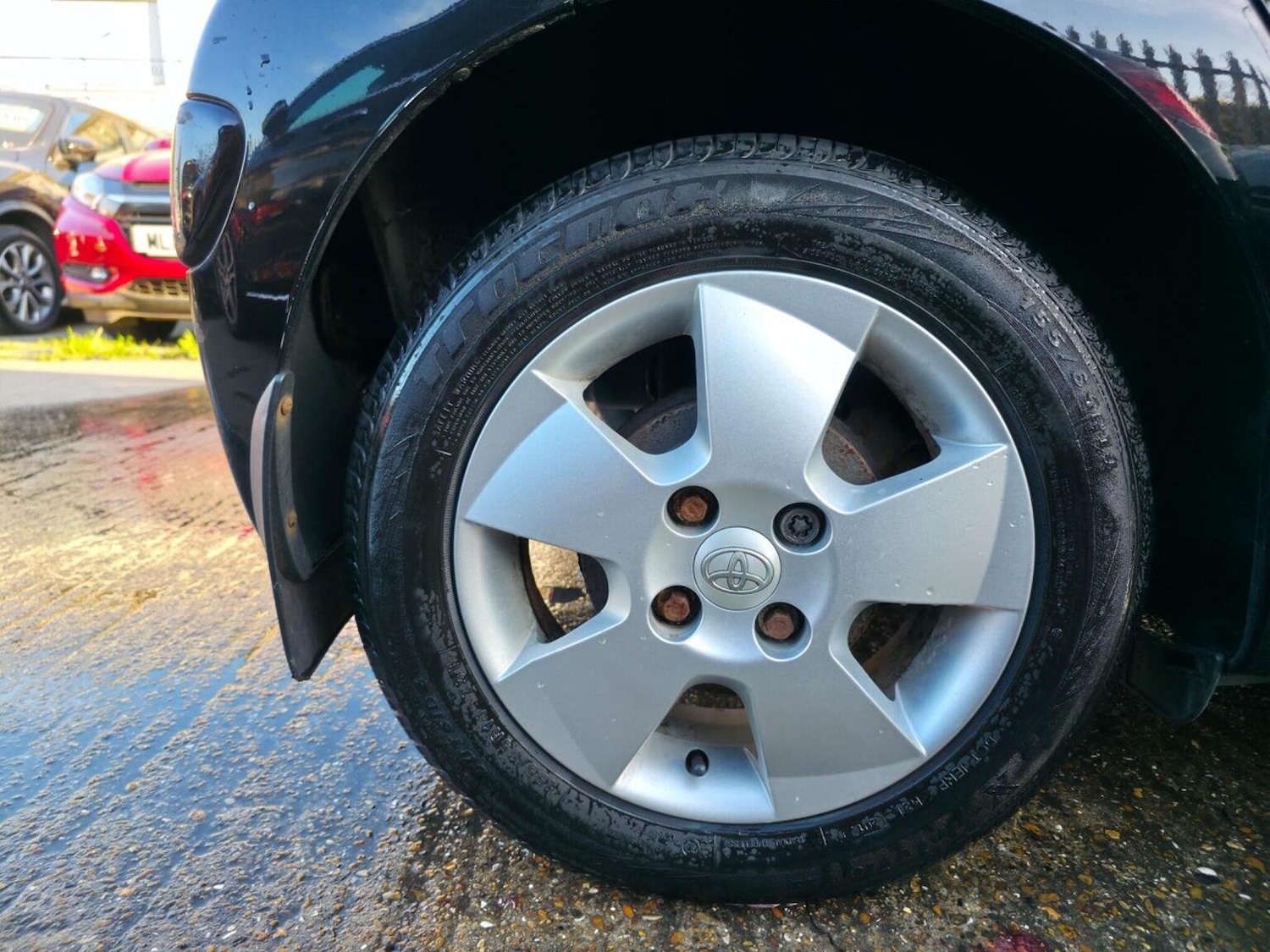 Used Toyota AYGO 2010 for sale - 76082579: Photo 27