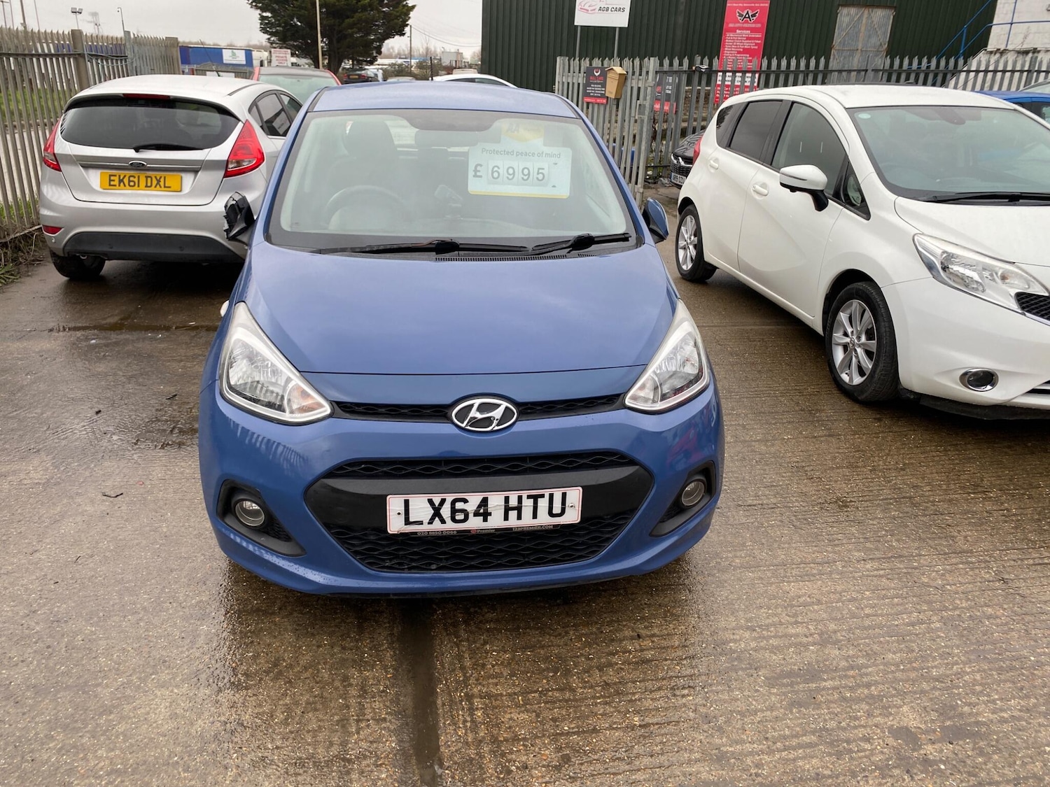 Used Hyundai i10 2014 for sale - 77611812: Photo 2