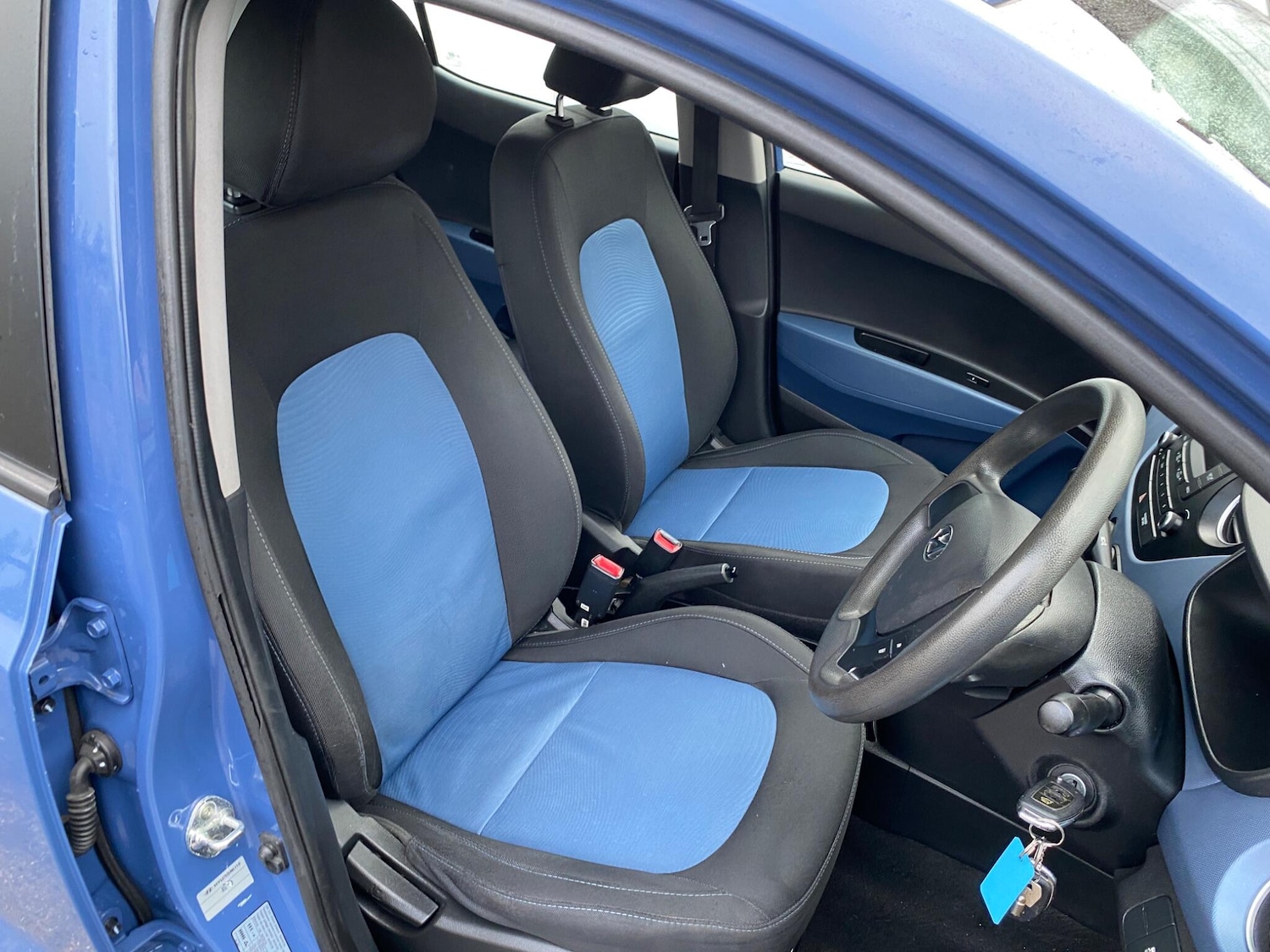 Used Hyundai i10 2014 for sale - 77611812: Photo 21