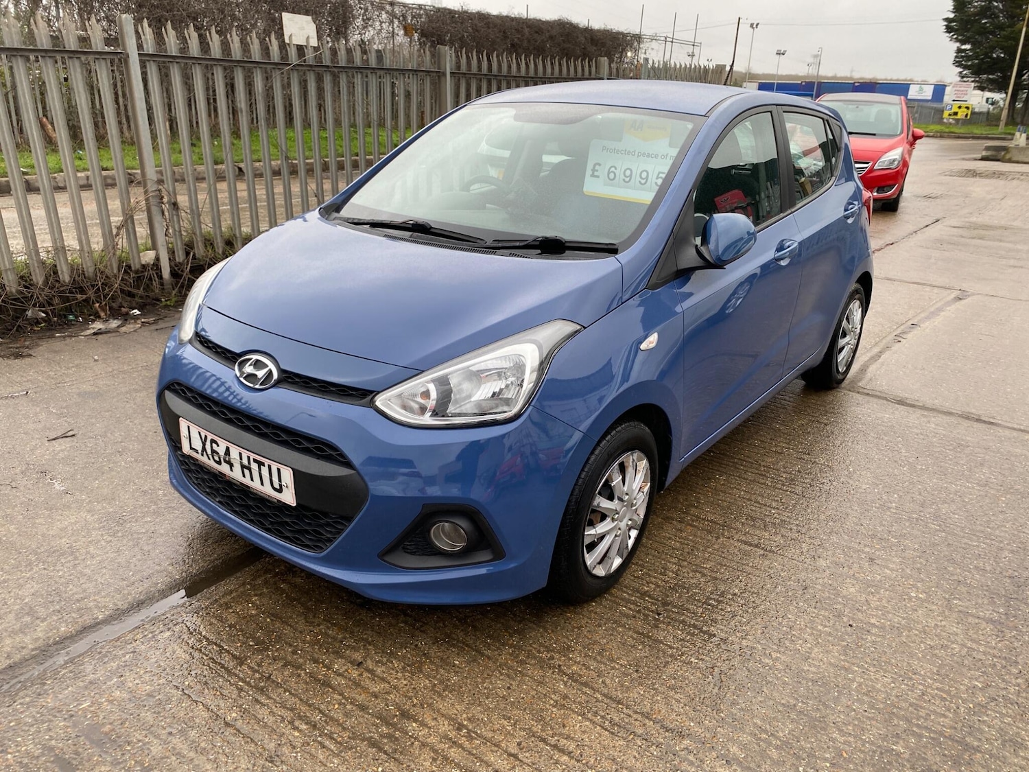 Used Hyundai i10 2014 for sale - 77611812: Photo 3