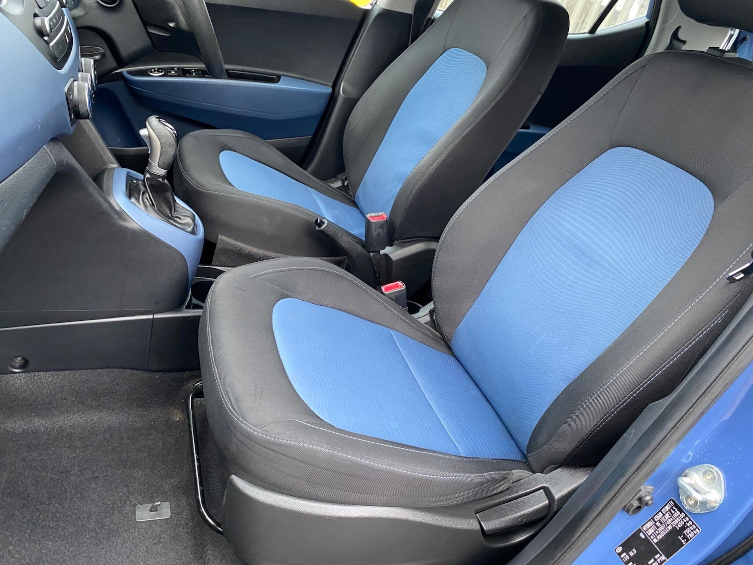 Used Hyundai i10 2014 for sale - 77611812: Photo 33