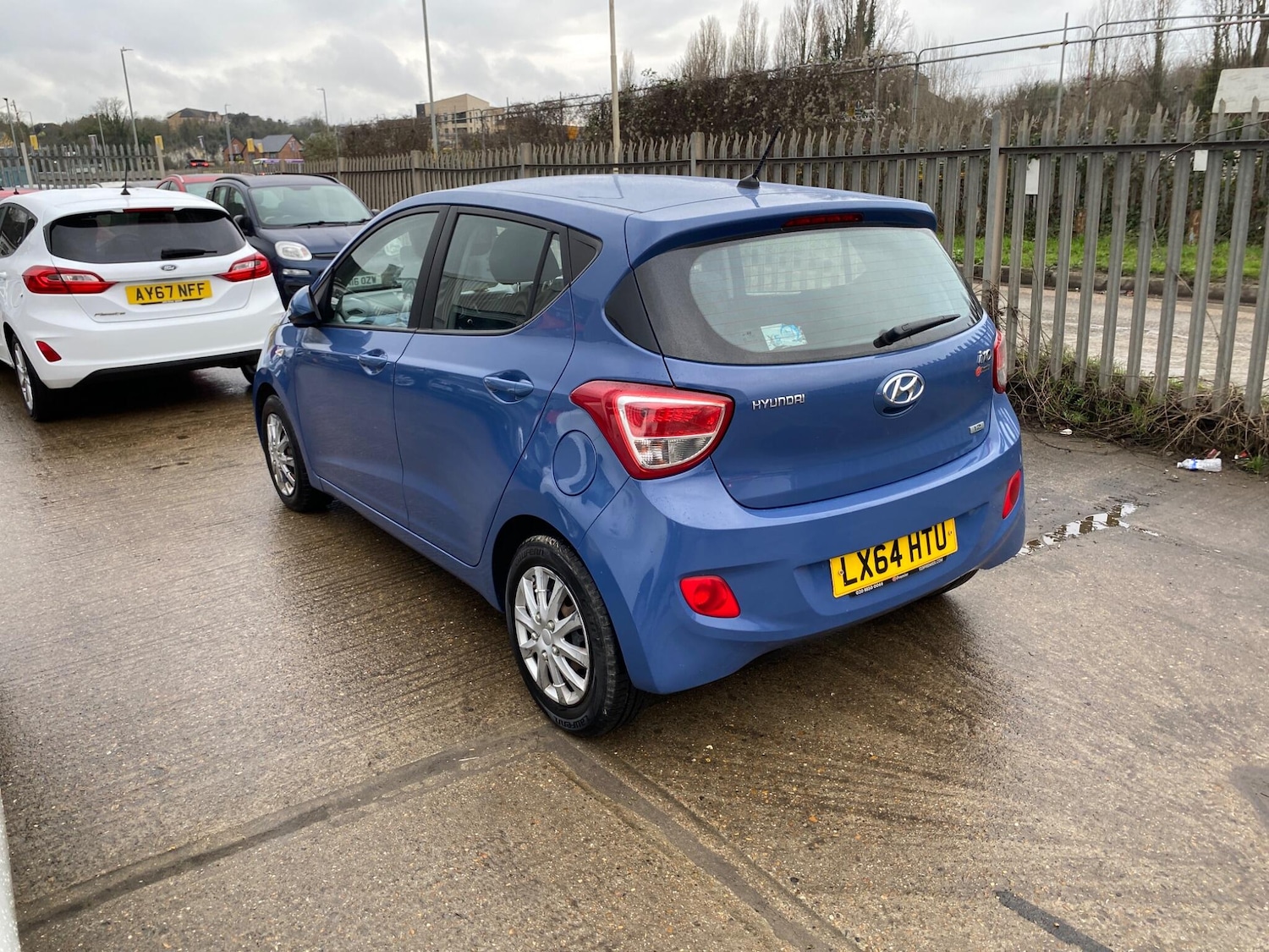 Used Hyundai i10 2014 for sale - 77611812: Photo 8