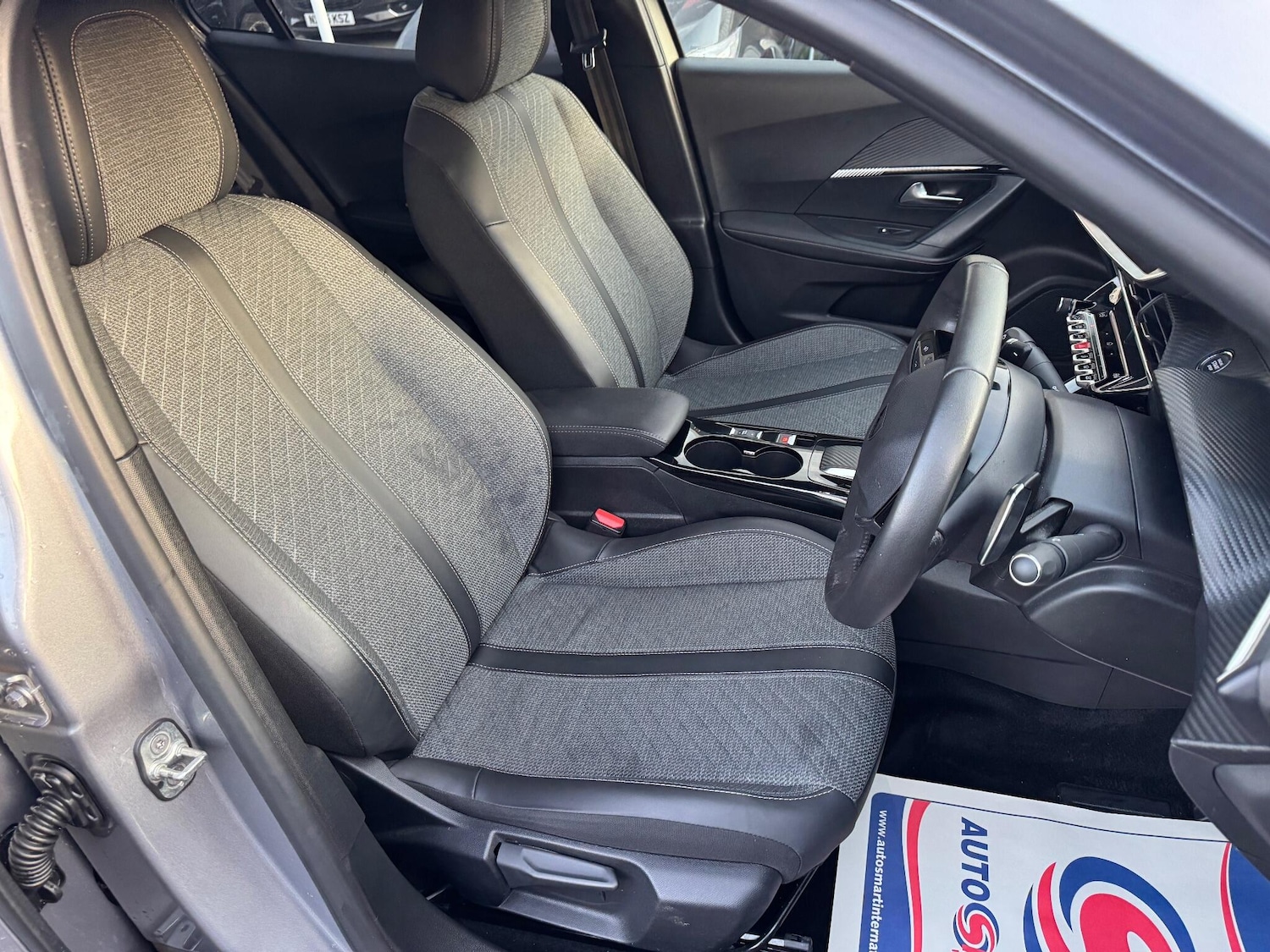 Used Peugeot 2008 2024 for sale - 76935783: Photo 19