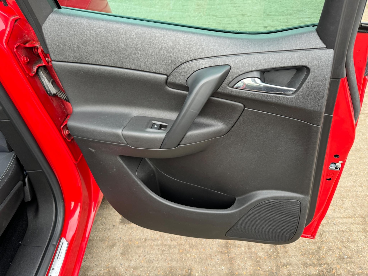 Used Vauxhall Meriva 2015 for sale - 77612160: Photo 38