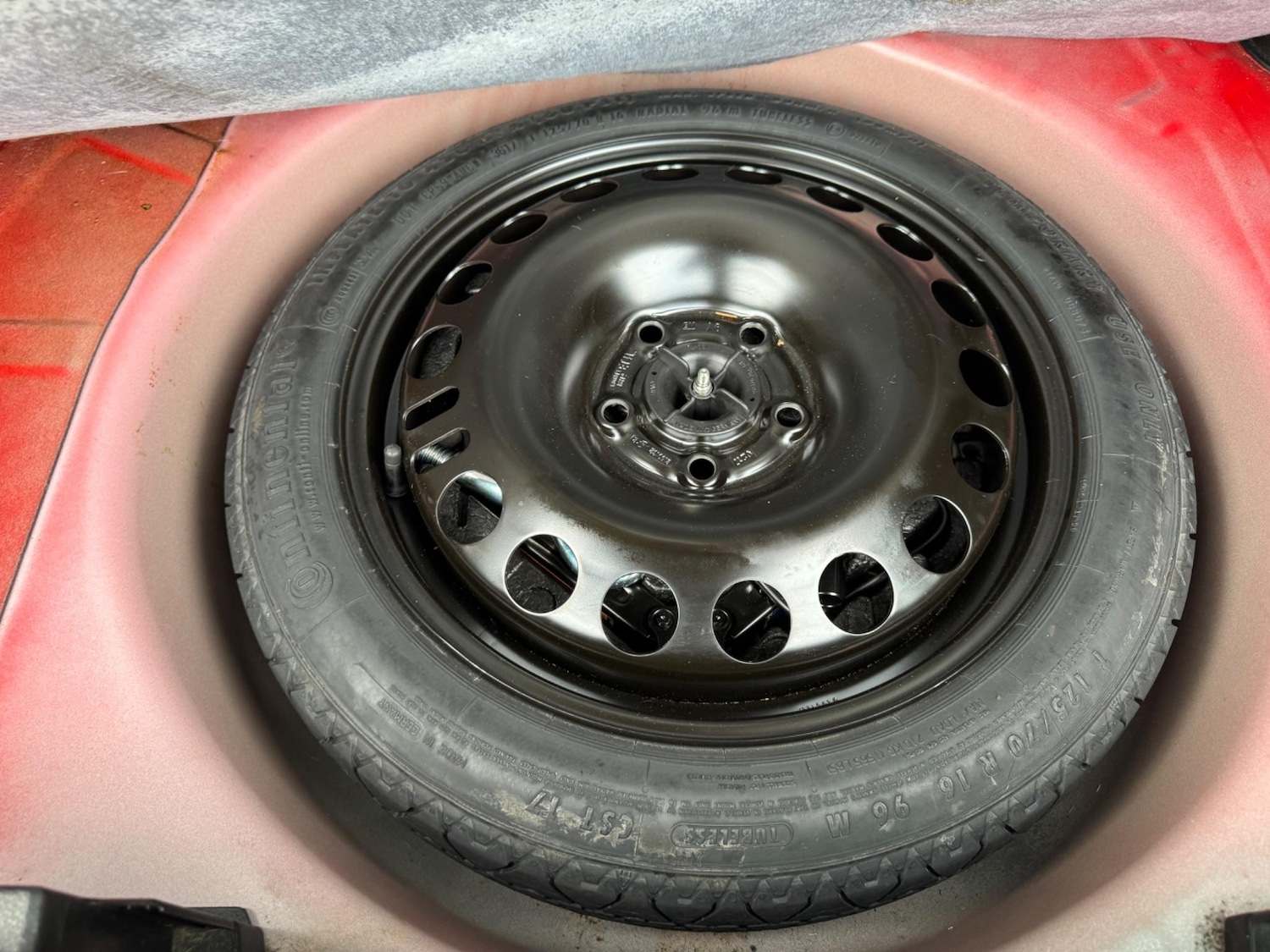 Used Vauxhall Meriva 2015 for sale - 77612160: Photo 44