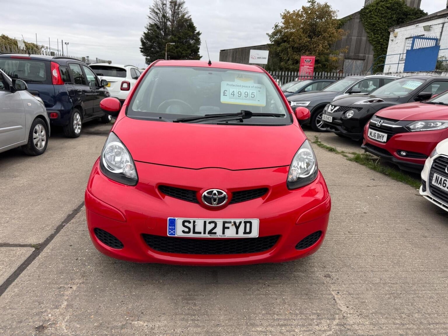 Used Toyota AYGO 2012 for sale - 76198180: Photo 2