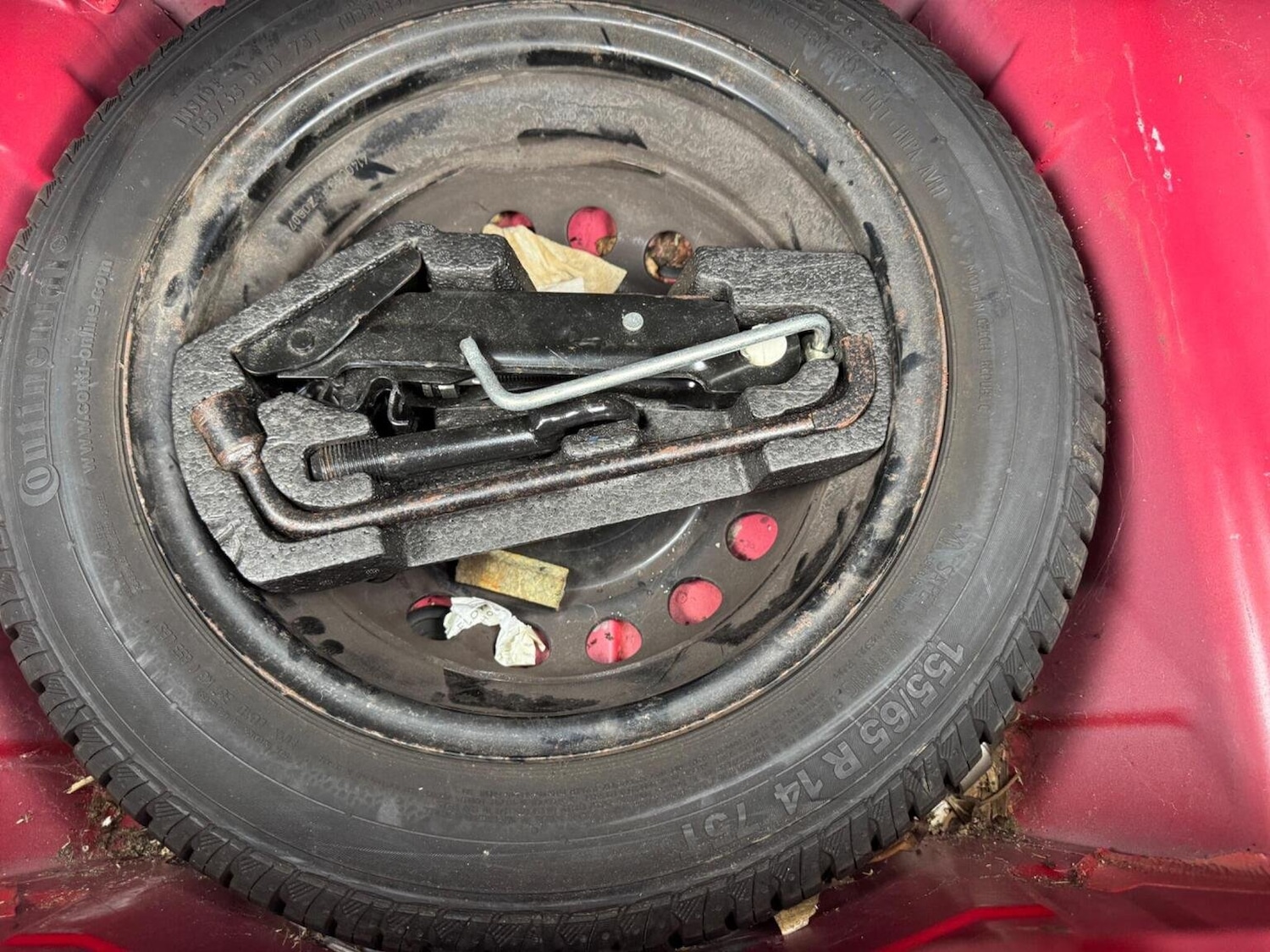 Used Toyota AYGO 2012 for sale - 76198180: Photo 28