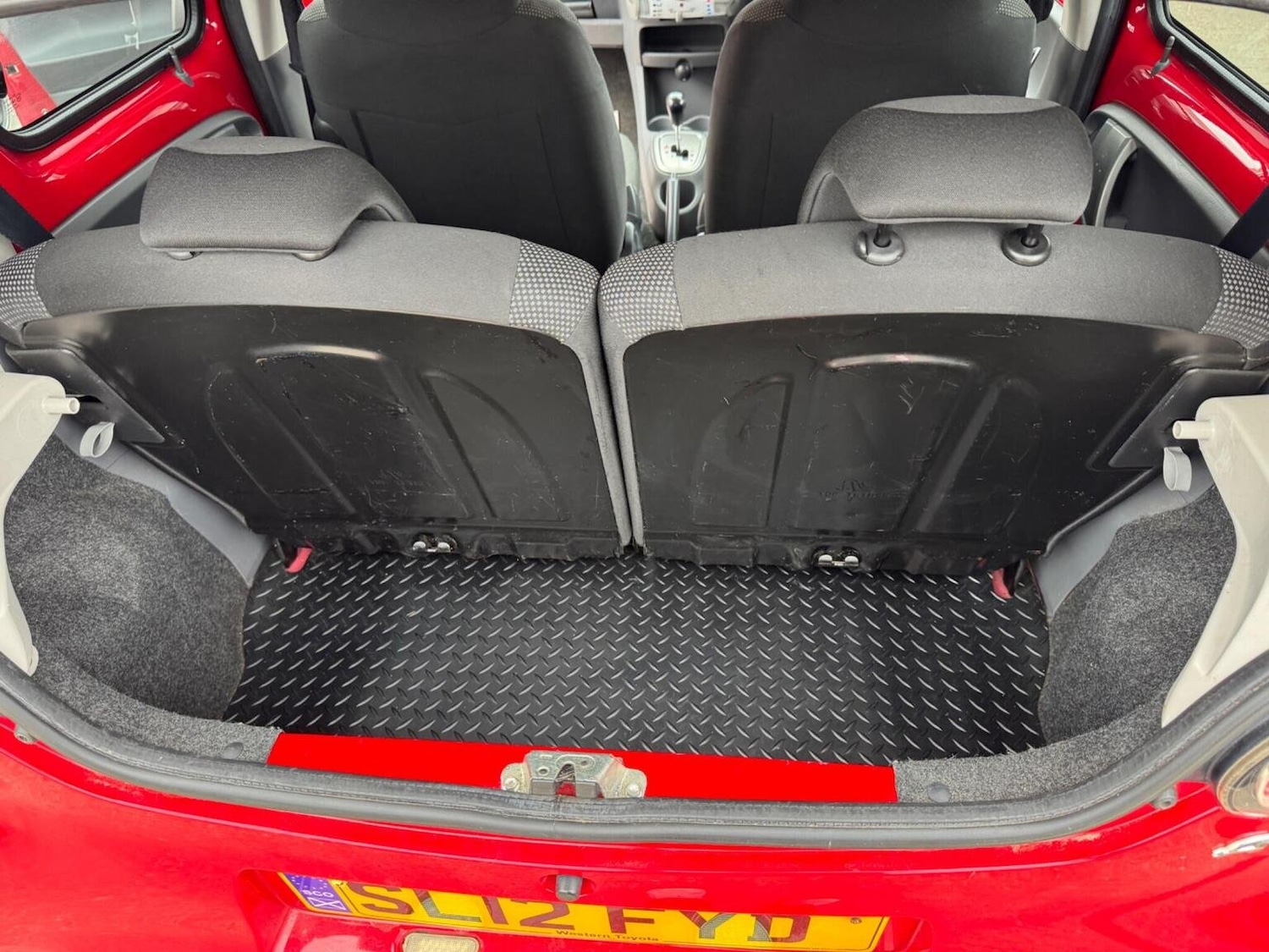 Used Toyota AYGO 2012 for sale - 76198180: Photo 35