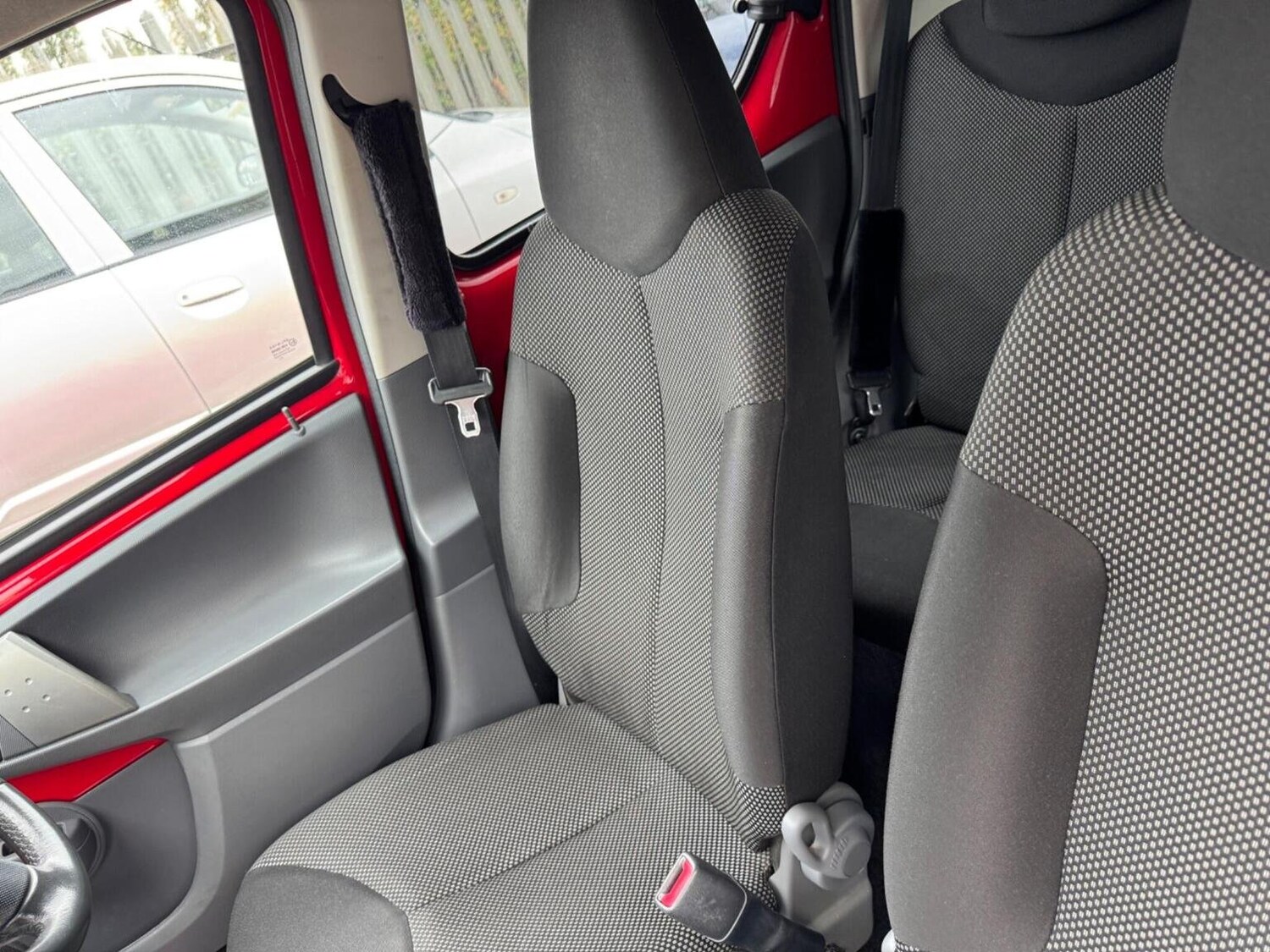 Used Toyota AYGO 2012 for sale - 76198180: Photo 37