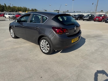 Used Vauxhall Astra 2010 for sale - 79192278: Photo