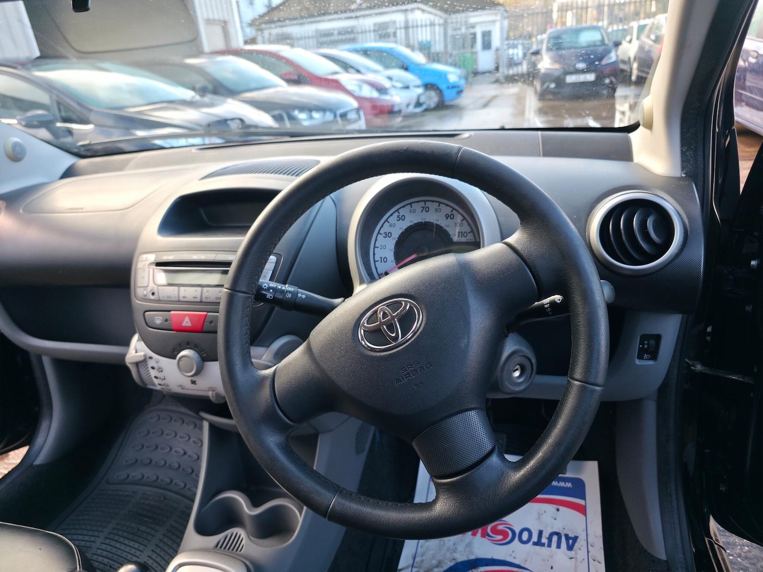 Used Toyota AYGO 2010 for sale - 77229927: Photo 33